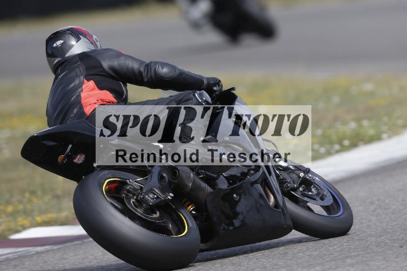 /37 09.08.2026  Pluess Motosport ADR/Freies Fahren/unklar
